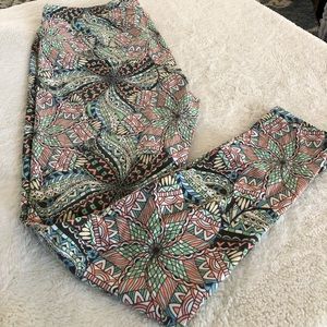 Tall and Curvy Lularoe leggings size TC